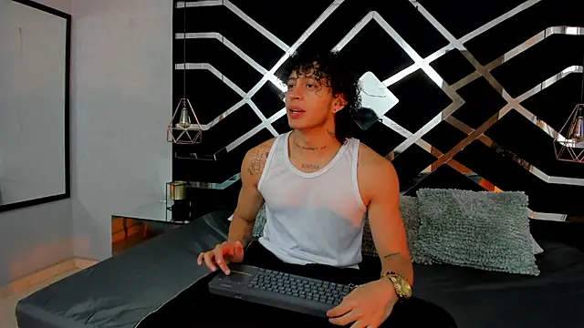 JayTaylorr online show from May 2026 11:28:01 AM