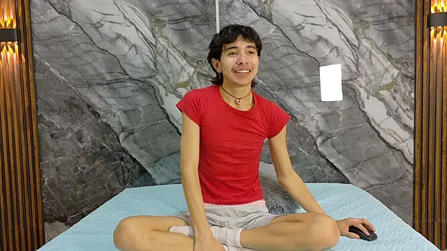 NoahWalker   online show from May 2026 11:05:01 AM