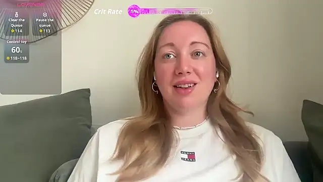 arielsweetieee online show from July 2026 07:13:01 AM