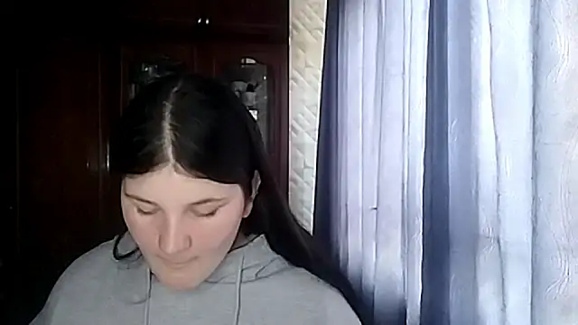BeatriceMolands online show from May 2026 03:19:01 PM
