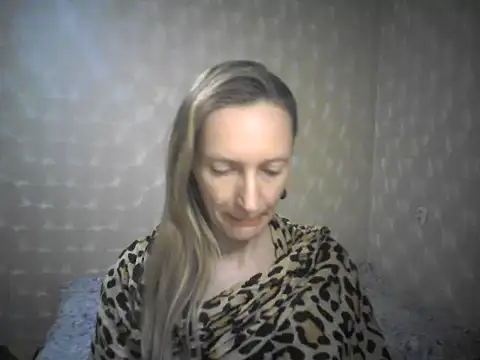 LunaBelle8 online show from April 2026 06:41:01 PM