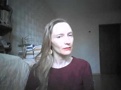 LunaBelle8 online show from May 2026 02:03:01 PM