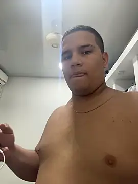 Patricio 02 online show from May 2026 02:19:02 AM