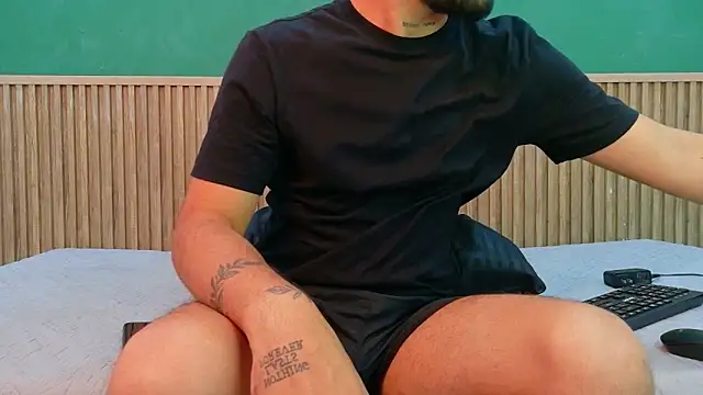 Xanderboy x online show from April 2026 07:16:01 PM