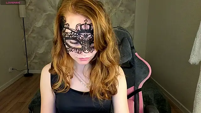 Snapshot of Margo_Kelly chatting on May 2026 03:24:01 AM Margo Kelly online show from May 2026 03:24:01 AM