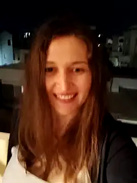 irresistibelle online show from April 2026 06:10:01 PM