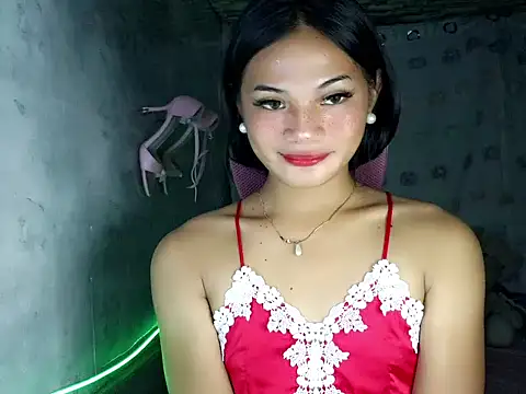 keyshahollic online show from April 2026 05:59:01 PM