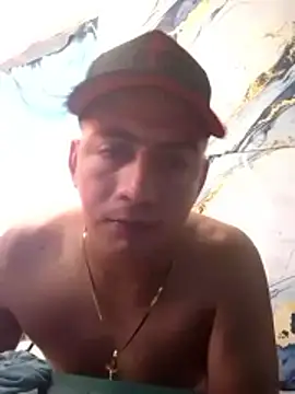 Ojosclaros1 online show from April 2026 01:58:02 PM