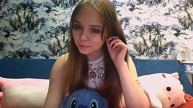 Snapshot of Princess_Mira chatting on June 2026 05:47:02 PM Princess Mira online show from June 2026 05:47:02 PM