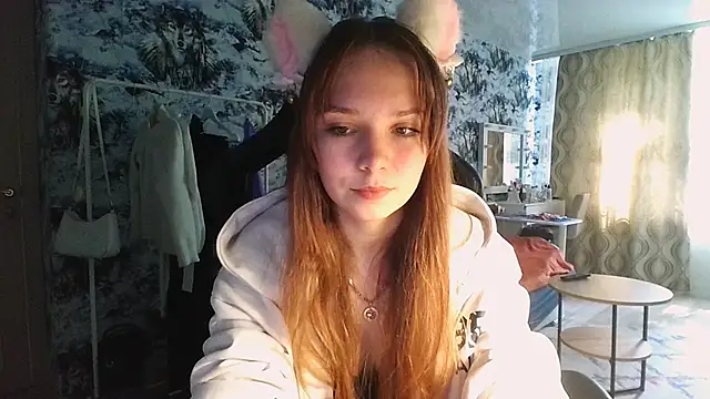 Snapshot of Princess_Mira chatting on June 2026 08:41:01 AM Princess Mira online show from June 2026 08:41:01 AM