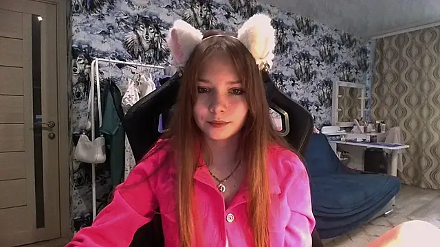 Snapshot of Princess_Mira chatting on July 2026 02:45:02 PM Princess Mira online show from July 2026 02:45:02 PM