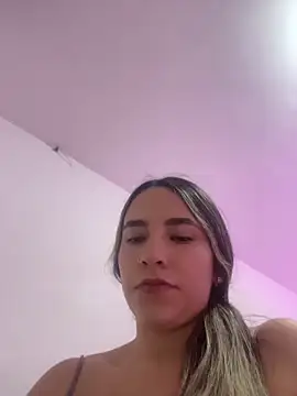 JUANITA07 online show from June 2026 12:30:01 PM
