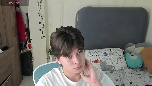Felixzyn online show from June 2026 07:04:02 PM