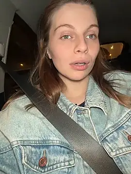 CtrlLove online show from April 2026 10:21:02 PM