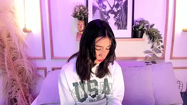 Nanami  online show from May 2026 01:08:02 PM