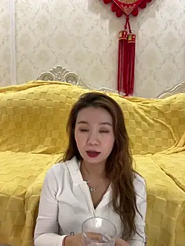 Xiaoyu523 online show from April 2026 03:15:01 PM