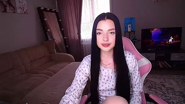 yoursLina online show from May 2026 09:27:02 AM