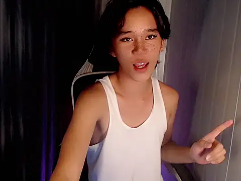 urnaughty paul online show from May 2026 06:40:02 AM