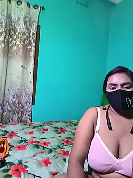Snapshot of Hot_Cupole chatting on June 2026 07:40:01 AM Hot Cupole online show from June 2026 07:40:01 AM