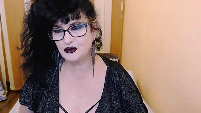 Snapshot of QuuenOfSin chatting on December 2024 08:04:02 PM QuuenOfSin online show from December 2024 08:04:02 PM