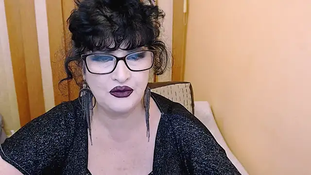 Snapshot of QuuenOfSin chatting on January 2025 05:46:02 AM QuuenOfSin online show from January 2025 05:46:02 AM