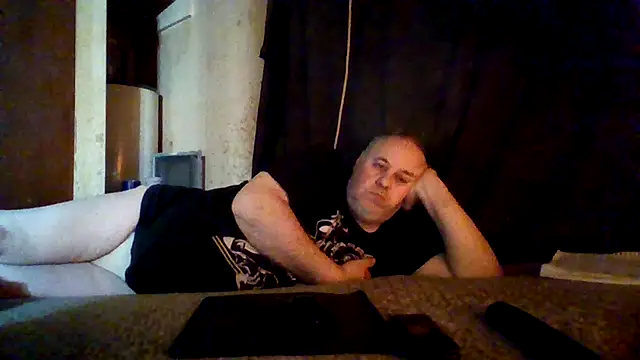 Snapshot of Nightshade1195 chatting on May 2026 06:04:02 PM Nightshade1195 online show from May 2026 06:04:02 PM