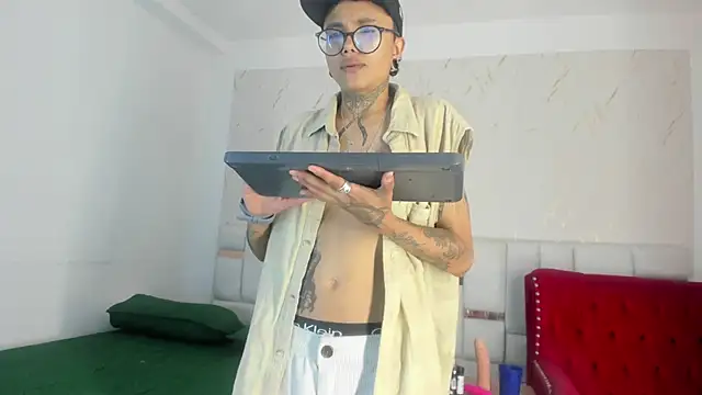 Antony D ossa online show from May 2026 07:53:02 PM