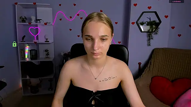 Snapshot of ollivia_dream chatting on June 2026 05:41:01 AM ollivia dream online show from June 2026 05:41:01 AM