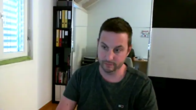 FeelFree88-ZH online show from April 2026 05:03:01 PM