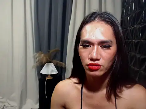 Queen Haliyah online show from May 2026 12:07:01 AM