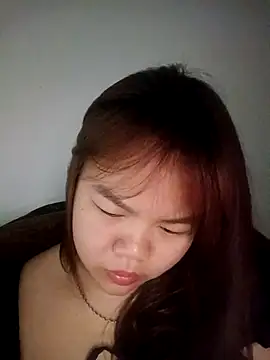 Truxcy1 online show from May 2026 12:56:02 PM
