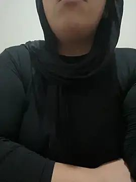 Laavinia online show from May 2026 10:07:01 PM