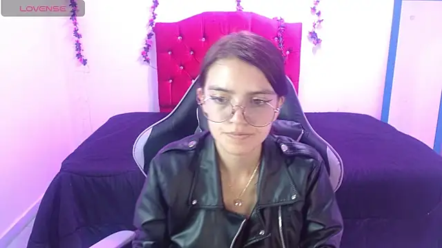 jaide16092020 online show from May 2026 09:00:01 PM