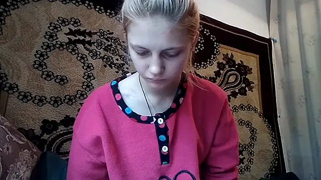 LunaLaday online show from May 2026 03:23:01 AM