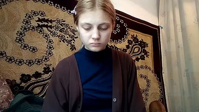 LunaLaday online show from May 2026 04:19:01 AM