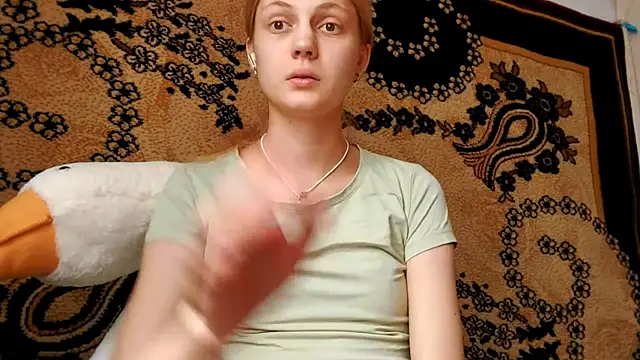 LunaLaday online show from June 2026 03:25:01 AM