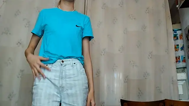 LunaLaday online show from June 2026 05:12:01 AM