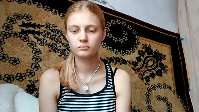 LunaLaday online show from June 2026 03:02:01 AM