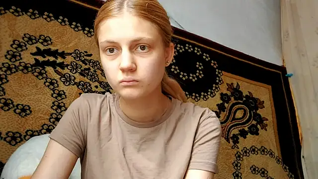 LunaLaday online show from July 2026 03:45:02 AM