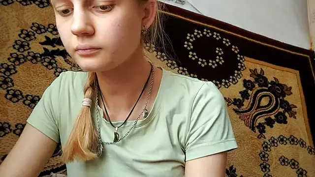LunaLaday online show from July 2026 06:47:02 AM