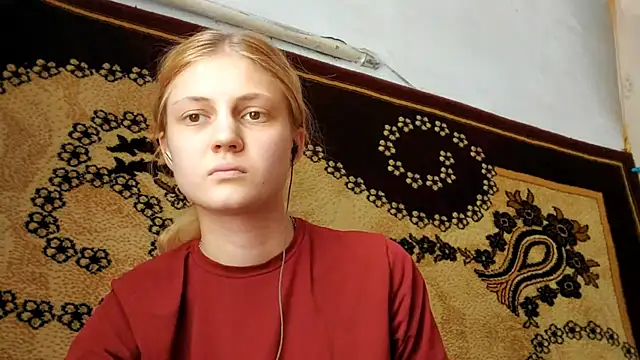 LunaLaday online show from July 2026 05:43:02 AM