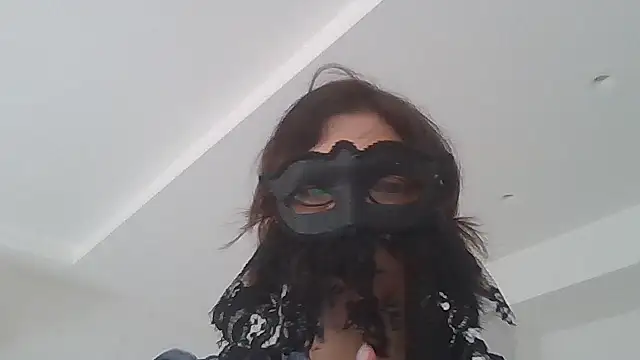HelenTiAscolta online show from April 2026 01:38:02 PM