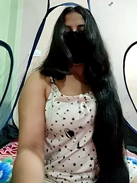 Priya 9945 online show from May 2026 05:40:01 PM