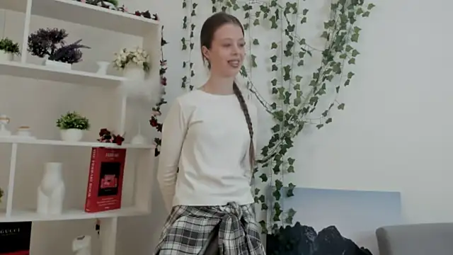 JoellenMadnick online show from April 2026 03:20:01 AM