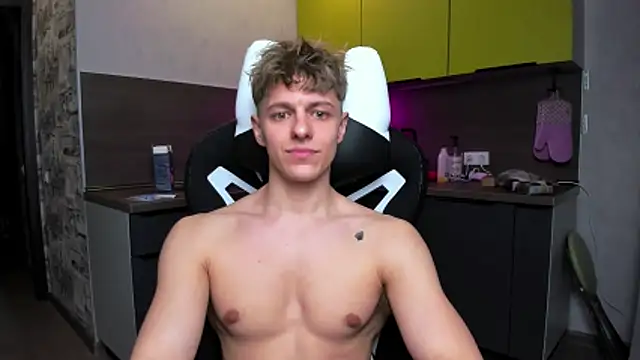 prince nik online show from April 2026 06:27:02 PM