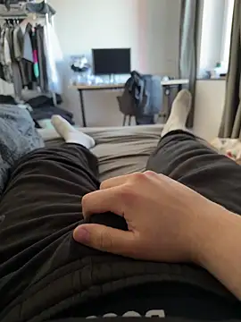 alwayshorny21 online show from April 2026 03:36:01 PM