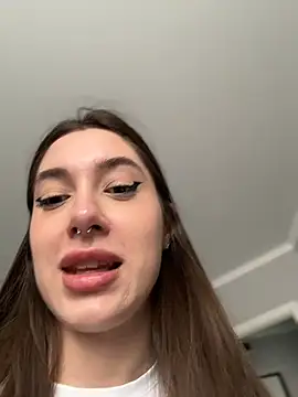 BOOMFOXY online show from June 2026 02:33:01 PM