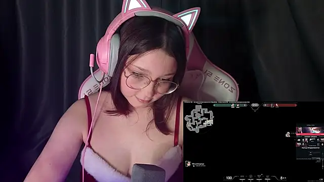 PinkiiAura online show from April 2026 08:03:02 PM