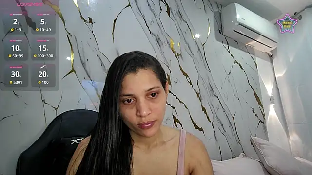 Snapshot of oriana_sweet chatting on June 2026 04:20:02 PM oriana sweet online show from June 2026 04:20:02 PM