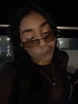 SaryJonex online show from May 2026 11:23:04 PM